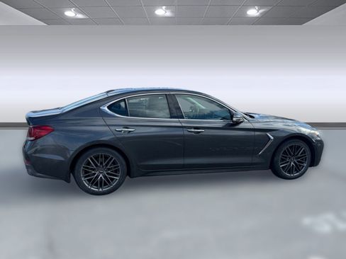 Used 2019 Genesis G70 2.0T Advanced image 8