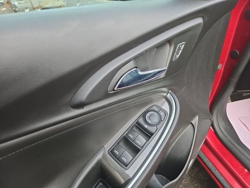 Used 2018 Chevrolet Malibu LT w/ Leather Package image 14