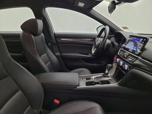 Used 2020 Honda Accord Sport image 21