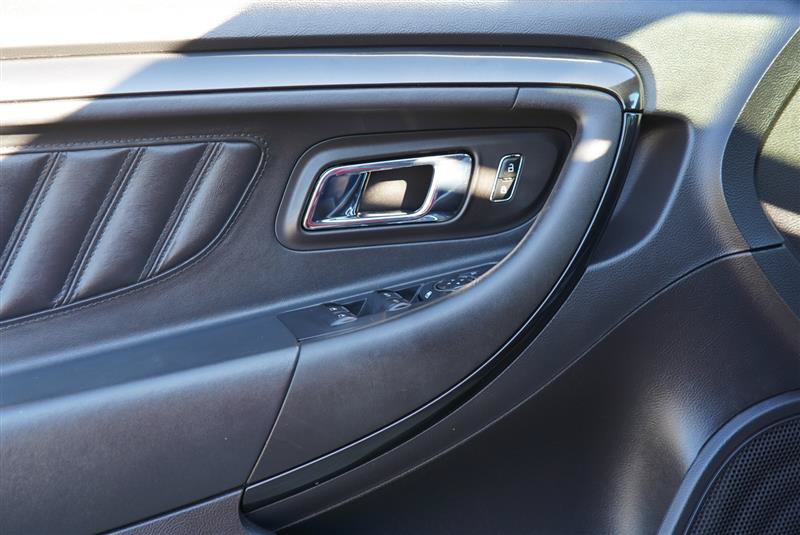 Used 2013 Ford Taurus SHO AWD/4WD image 47