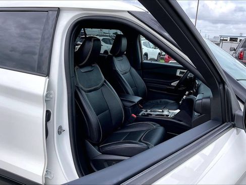 Used 2023 Ford Explorer ST w/ Equipment Group 401A AWD/4WD image 27