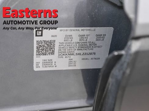 Used 2020 GMC Acadia SLT w/ Driver Alert Package II FWD image 41