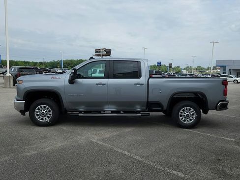 New 2026 Chevrolet Silverado 2500 LT w/ Safety Package AWD/4WD image 4