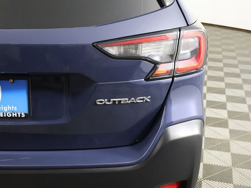 Used 2024 Subaru Outback Premium AWD/4WD image 15