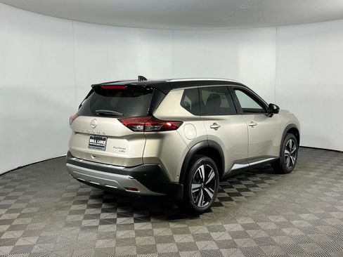 Used 2023 Nissan Rogue Platinum w/ Platinum Premium Package image 6