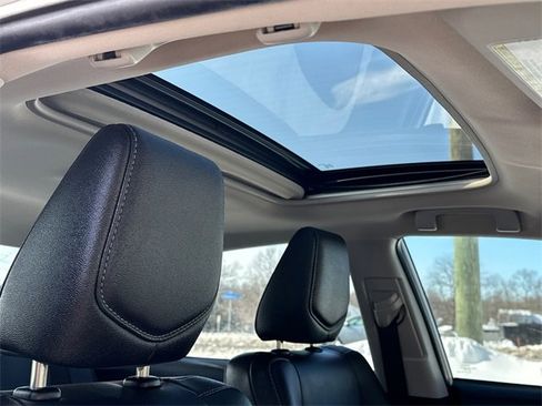 Used 2016 Toyota Corolla S image 10