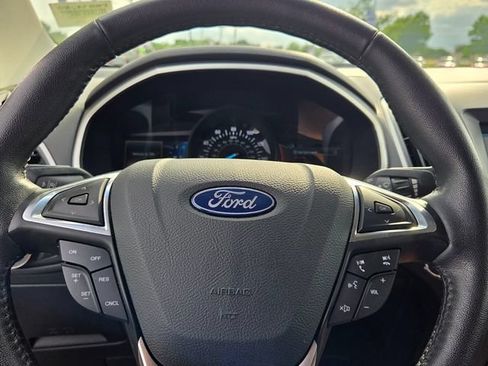 Used 2019 Ford Edge SEL w/ Equipment Group 201A FWD image 22