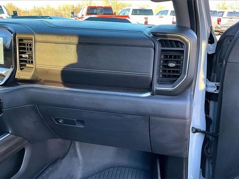 Used 2024 Chevrolet Silverado 1500 LT Trail Boss w/ Convenience Package II image 27