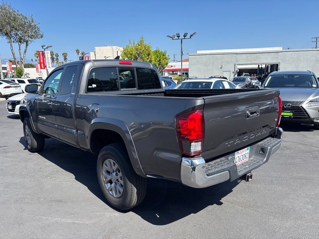 Used 2019 Toyota Tacoma SR5 RWD image 6