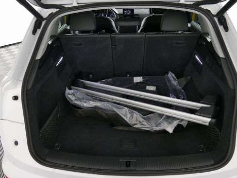 Used 2019 Audi Q5 2.0T Premium w/ Convenience Package image 31