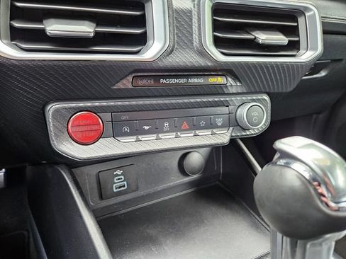 Used 2025 Ford Mustang Premium RWD image 34