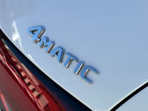 New 2026 Mercedes-Benz GLC 300 4MATIC image 11