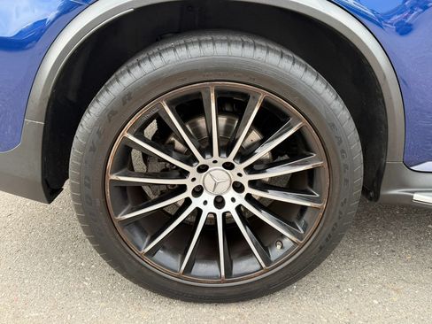 Used 2019 Mercedes-Benz GLC 43 AMG 4MATIC image 11
