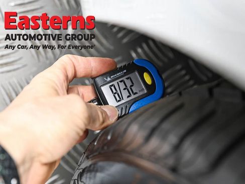 Used 2019 Tesla Model 3 Long Range image 23