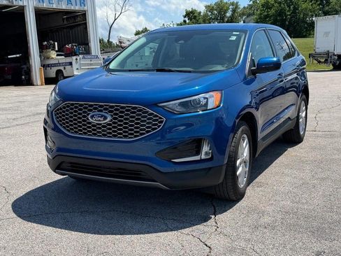 Used 2023 Ford Edge SEL w/ Convenience Package AWD/4WD image 8