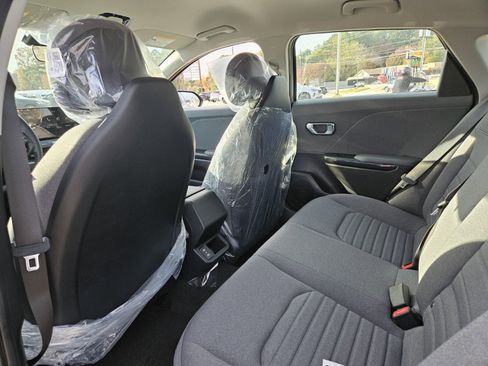 New 2025 Kia K4 EX image 10