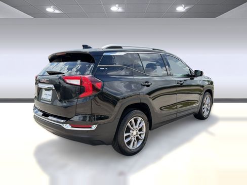 Certified 2022 GMC Terrain SLT w/ Infotainment Package II FWD image 9