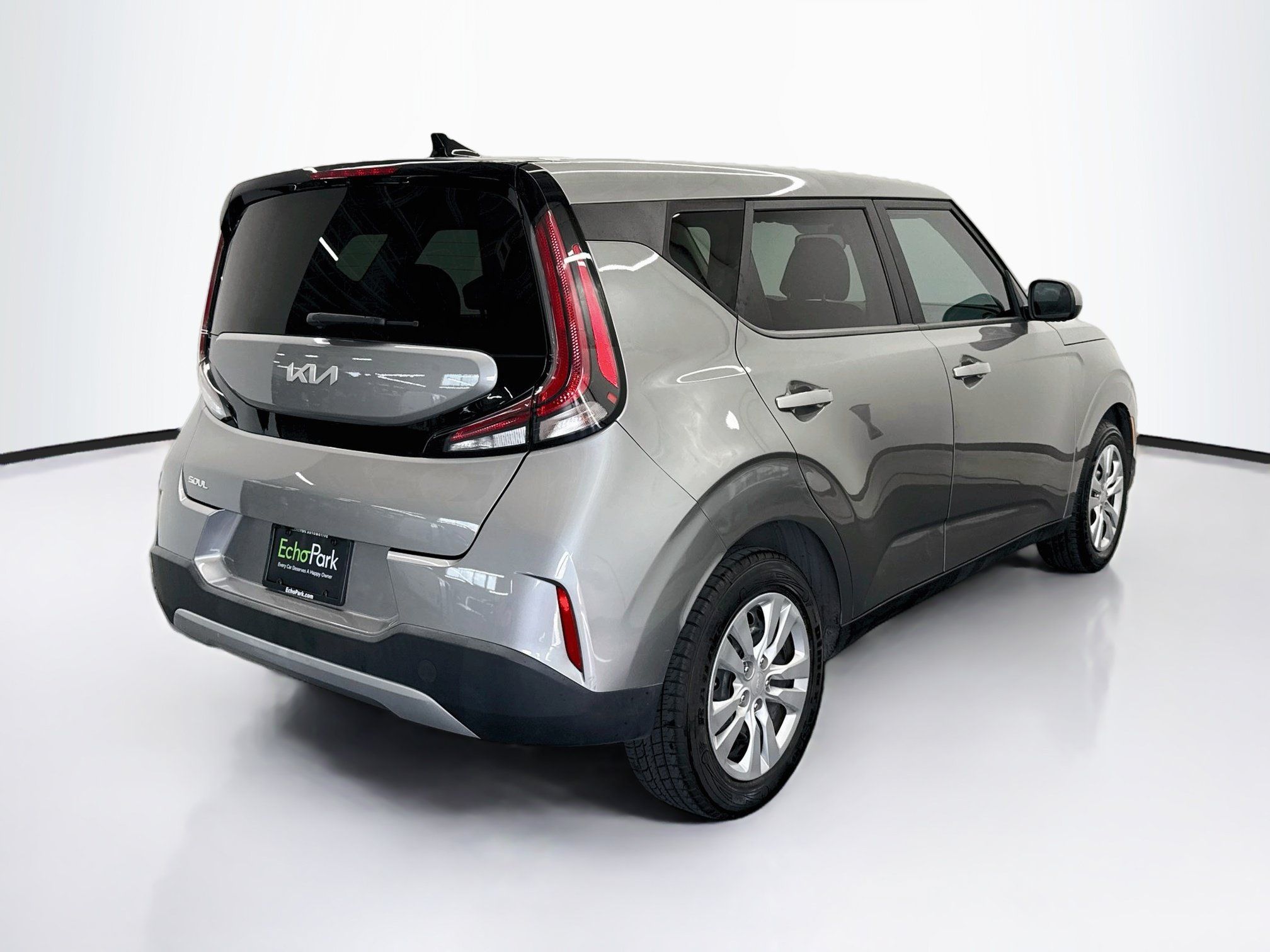 Used 2023 Kia Soul LX FWD image 9