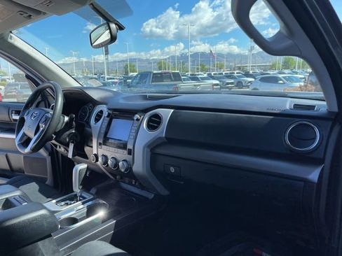 Used 2015 Toyota Tundra SR5 w/ TRD Off Road Package AWD/4WD image 17