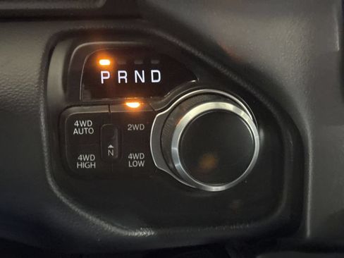 Used 2021 RAM 1500 Big Horn AWD/4WD image 17