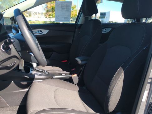 Certified 2023 Kia Forte LXS image 19