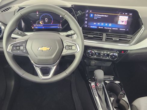 New 2026 Chevrolet Trax LT w/ Driver Confidence Package image 34