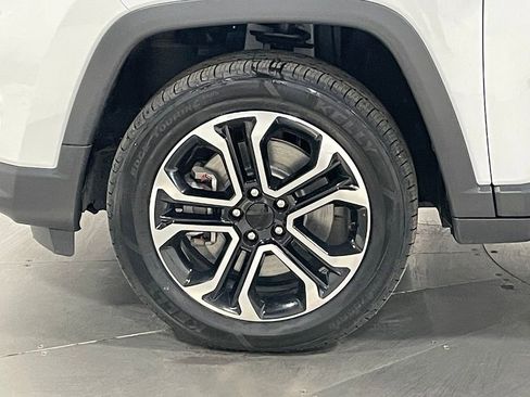 Used 2023 Jeep Compass Limited image 16