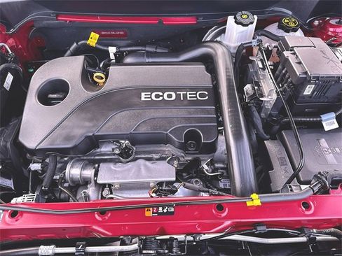 Used 2021 Chevrolet Equinox LT image 29