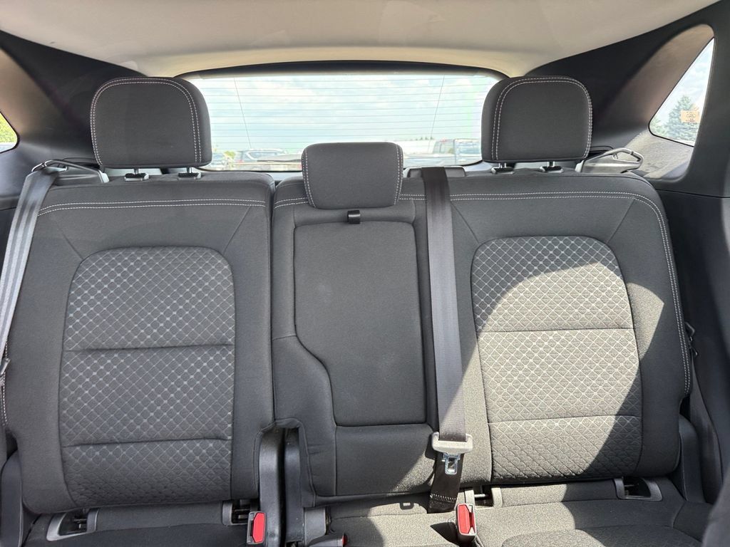 Used 2025 Ford Escape Active AWD/4WD image 39