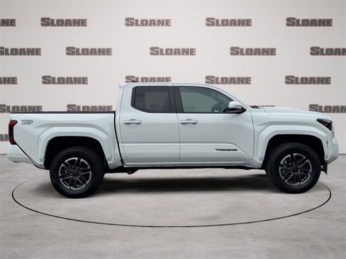 Used 2024 Toyota Tacoma TRD Sport image 6