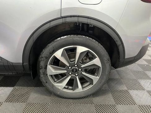 Used 2024 Ford Escape Platinum AWD/4WD image 25
