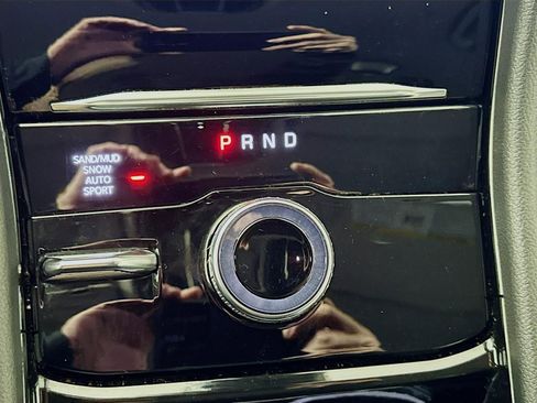 Used 2023 Jeep Grand Cherokee Limited image 22