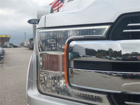 Used 2018 Ford F150 Lariat w/ Equipment Group 501A Mid image 10