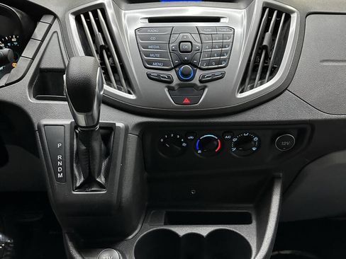 Used 2019 Ford Transit 350 XLT image 26