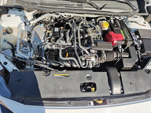 Used 2024 Nissan Sentra SV FWD image 32