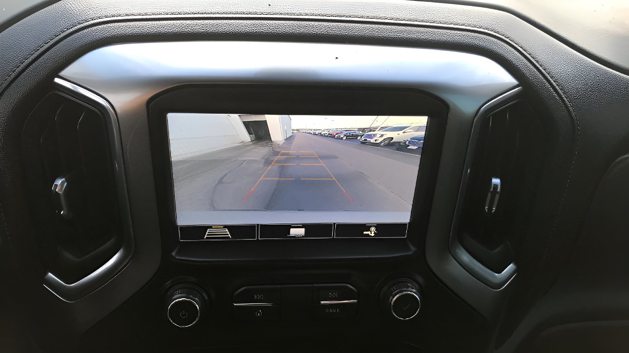 Used 2020 Chevrolet Silverado 1500 RST AWD/4WD image 14