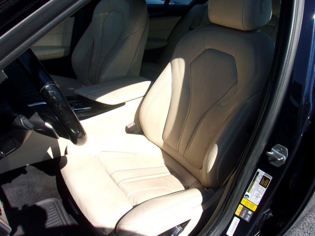 Used 2019 BMW 530e w/ Luxury Package RWD image 19