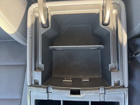 Used 2018 Chevrolet Silverado 1500 LT w/ All Star Edition image 33