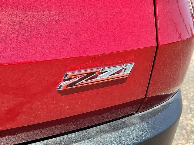 Certified 2025 Chevrolet Traverse Z71 w/ Driver Confidence Package AWD/4WD image 9
