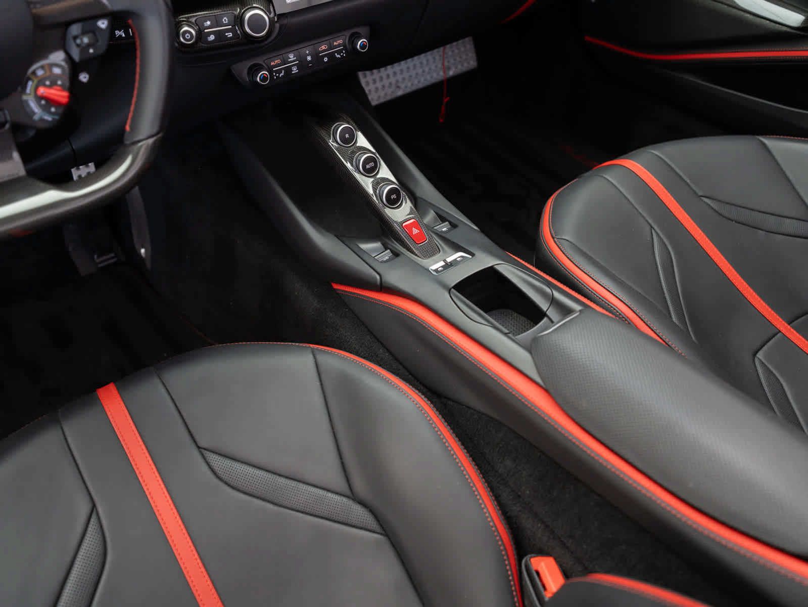 Used 2022 Ferrari 812 GTS RWD image 18