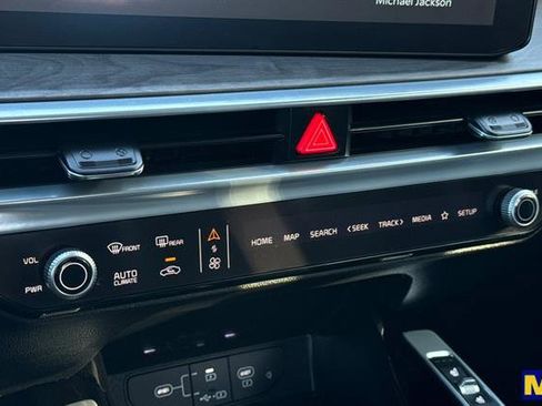 Used 2024 Kia Sorento SX image 24