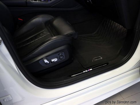 Used 2022 BMW X6 M w/ Competition Package image 41