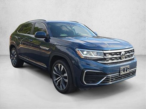 Used 2021 Volkswagen Atlas Cross Sport SEL R-Line w/ Cross Sport MDO Package image 3