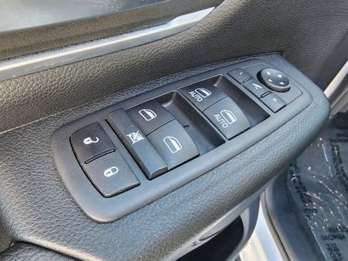 Used 2021 RAM 1500 Big Horn AWD/4WD image 25
