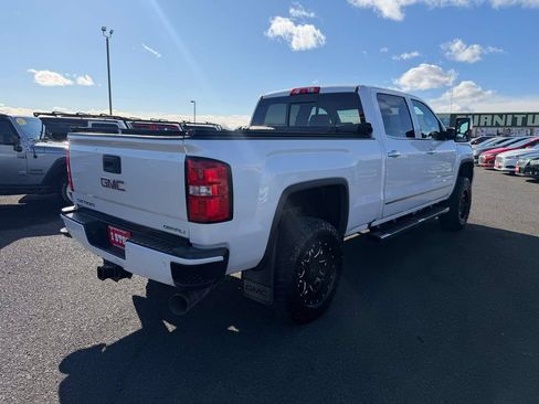 Used 2019 GMC Sierra 2500 Denali AWD/4WD image 5