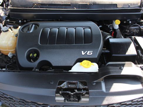 Used 2019 Dodge Journey Crossroad image 50