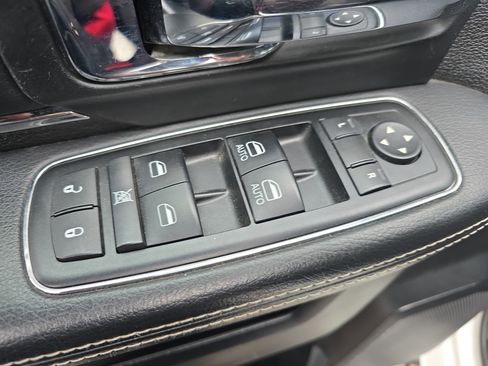 Used 2014 RAM 3500 Laramie w/ Protection Group image 28