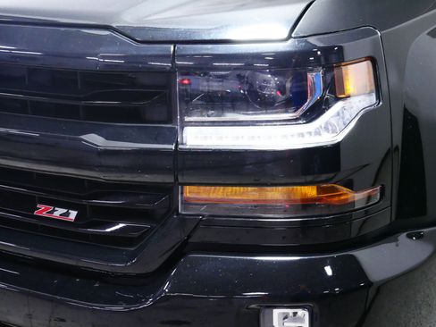 Used 2019 Chevrolet Silverado 1500 LT w/ All Star Edition AWD/4WD image 16