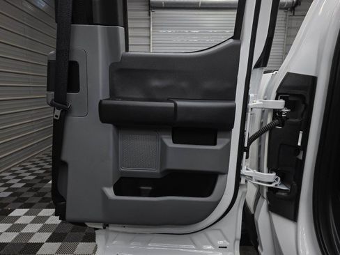 Used 2025 Ford F250 XL w/ F-250 >10K GVWR Package AWD/4WD image 33