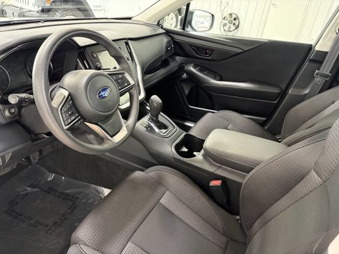 Used 2024 Subaru Outback image 8